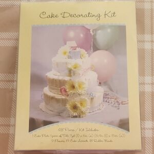 Cake Decorating Kit with Pastel Accents